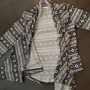 Tunic like cardigan